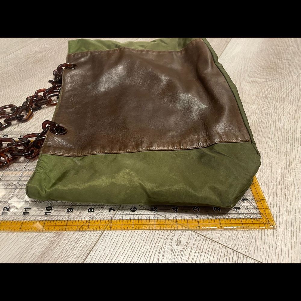 Prada brown leather with green nylon combo chain handle - Picture 9 of 11